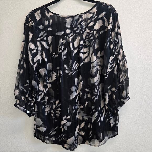 Daniel Rainn for A Pea in the Pod Blouse Size L – Sheer, Floral, Flowy - Picture 2 of 9